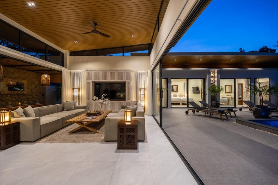 Patio, Night, TV and multimedia, Living room, Seating area, Pool view, Swimming pool