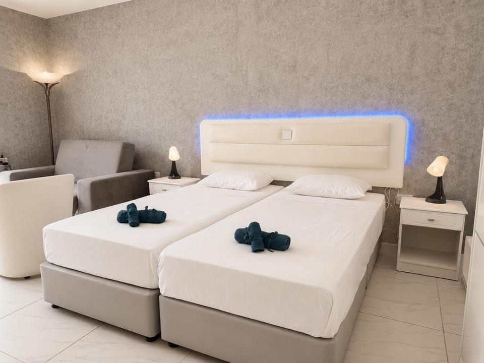 Old Town Napa Escape Studio Apartment in Ayia Napa