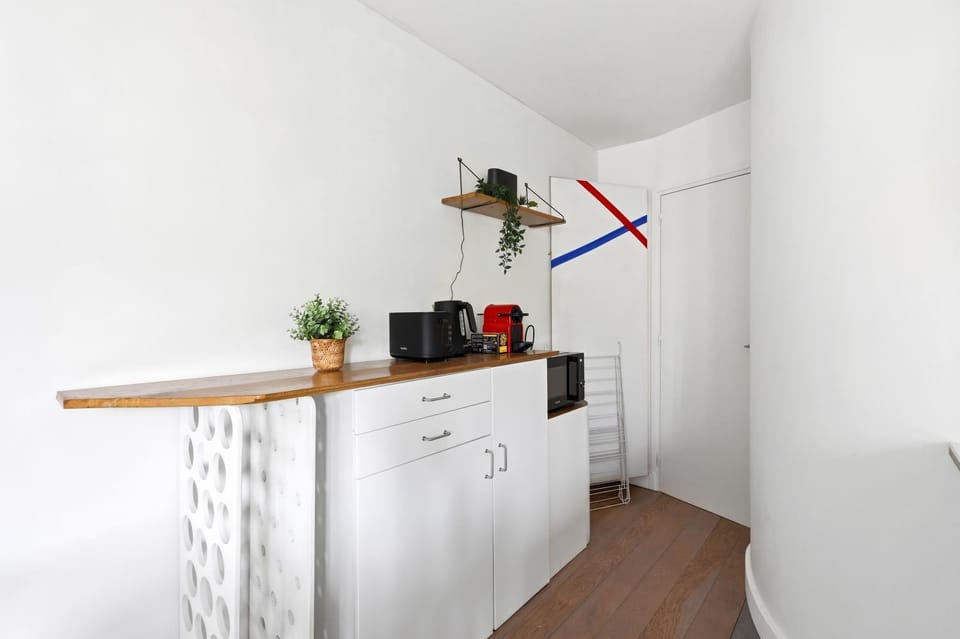 Coffee/tea facilities, Kitchen or kitchenette