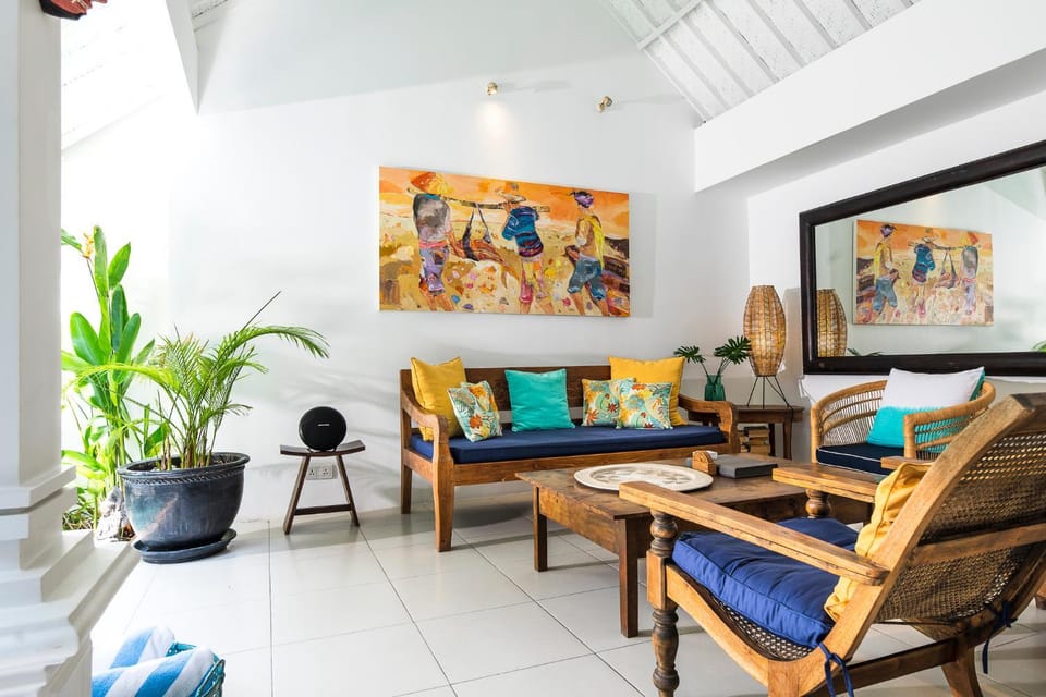 Living room, Seating area