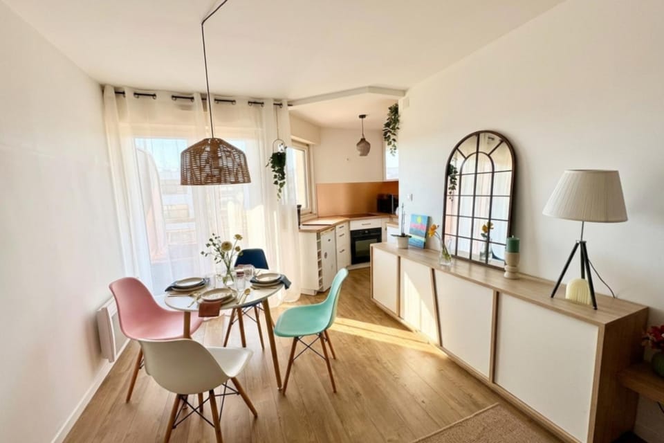 Le BelAir bright with balcony & parking Apartment in Strasbourg