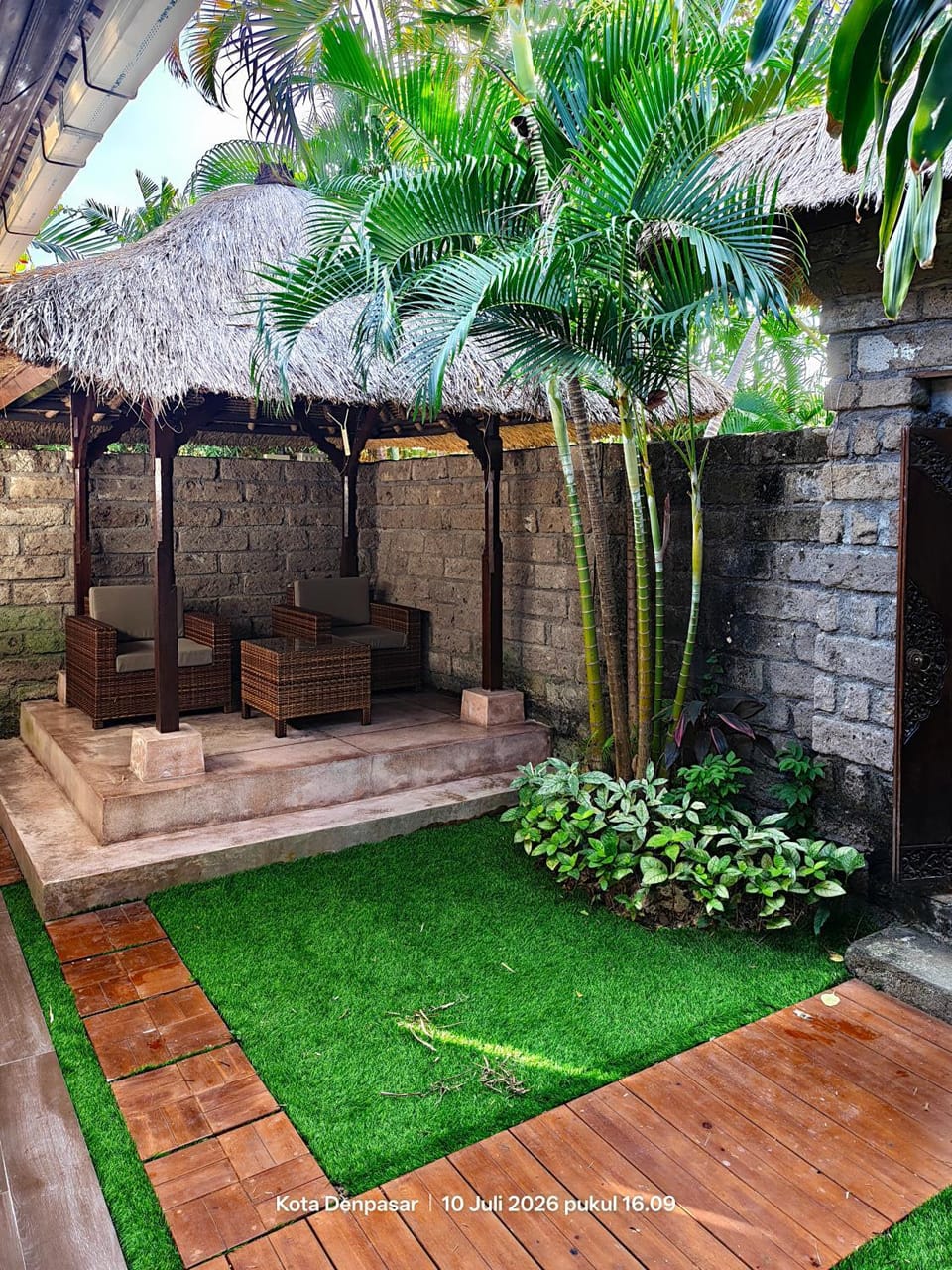 Patio, Spring, Day, Garden