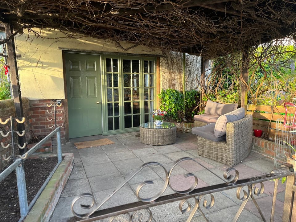 The Cart Lodge at Chigborough Apartment in Maldon District