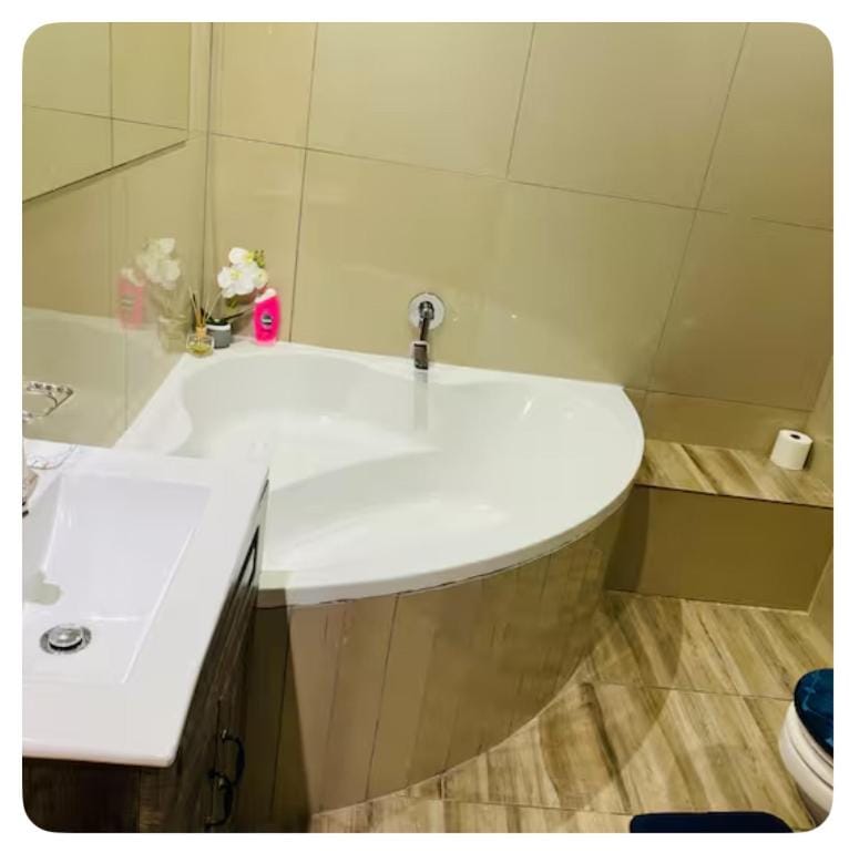 Comfy Nest Guest House Bed and Breakfast in Umhlanga