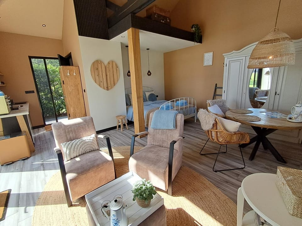 De Witte Kip Bed and Breakfast in Drenthe (province)