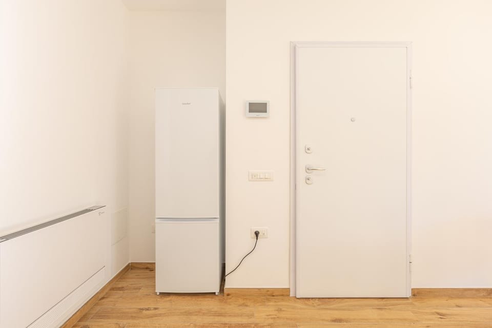 Kitchen or kitchenette, Communal kitchen, kitchen