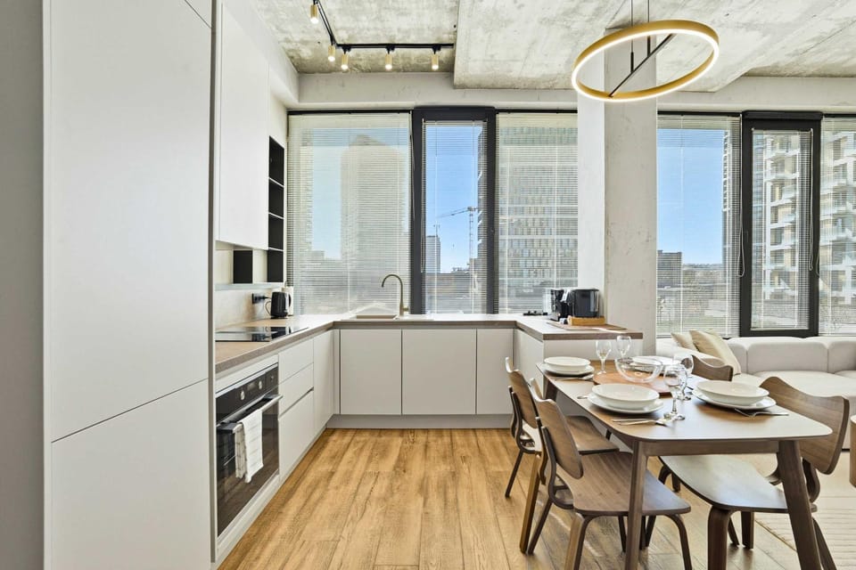 Kitchen or kitchenette, Dining area, stove