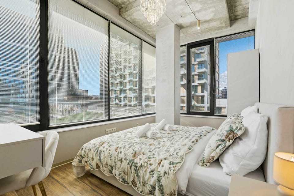 Bed, Seating area, Bedroom, City view