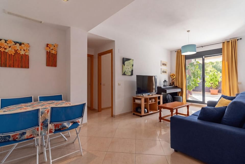 Communal lounge/ TV room, Living room