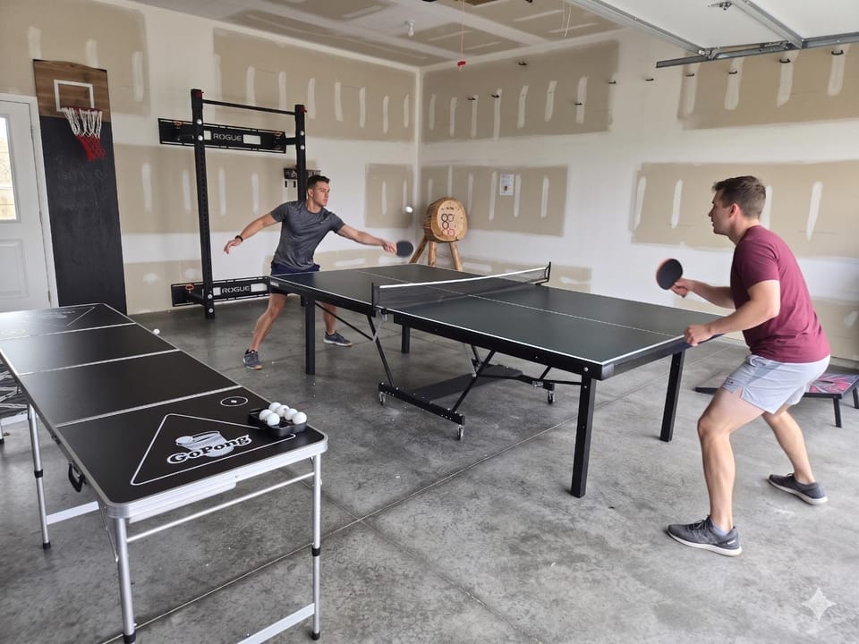 Game Room, Table tennis
