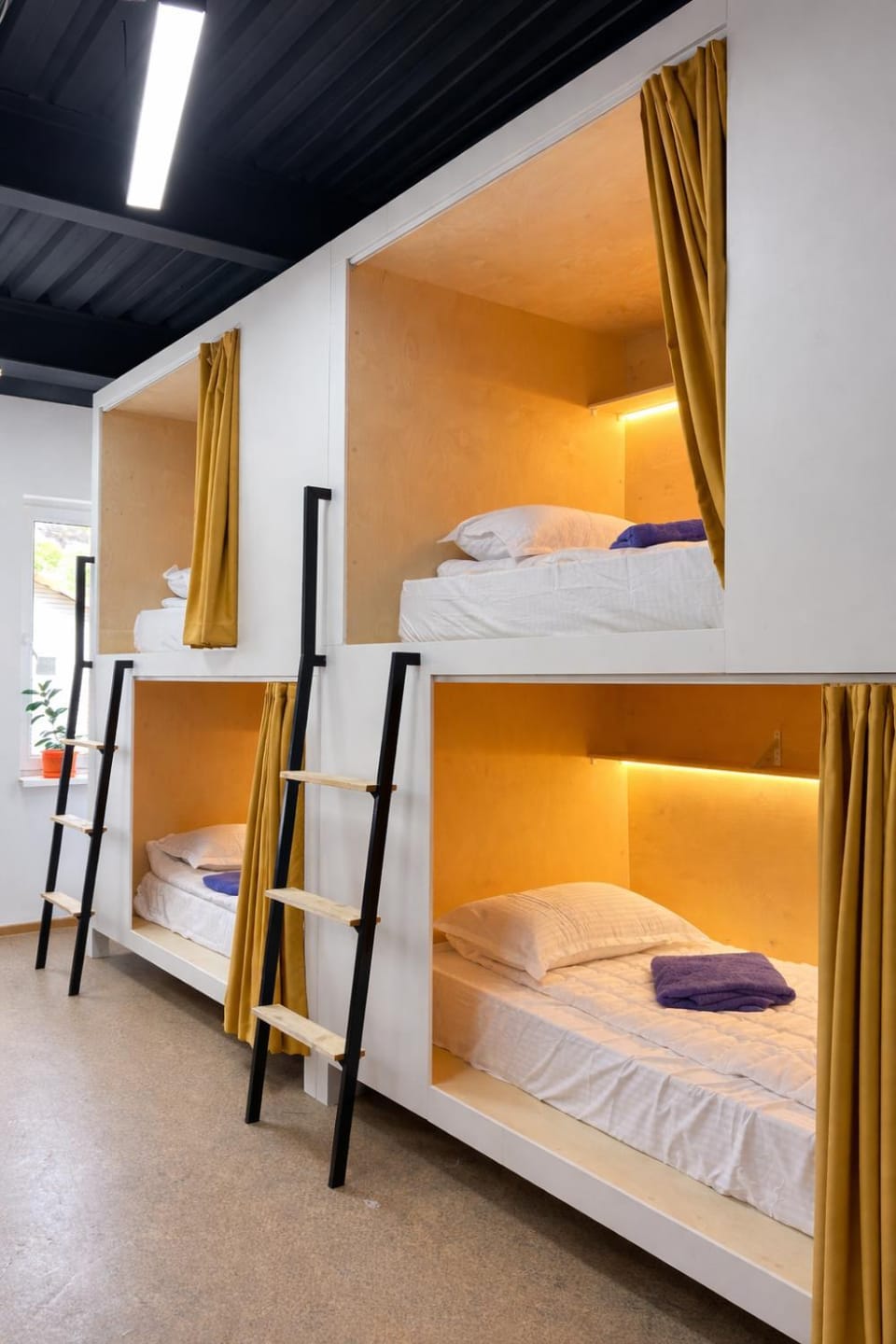 bunk bed
