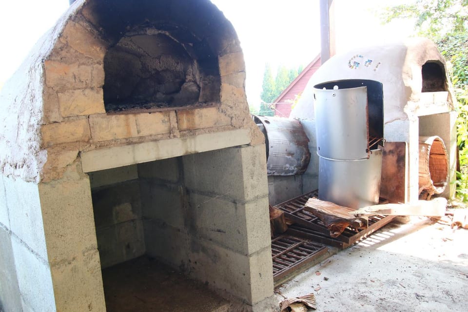 Day, BBQ facilities