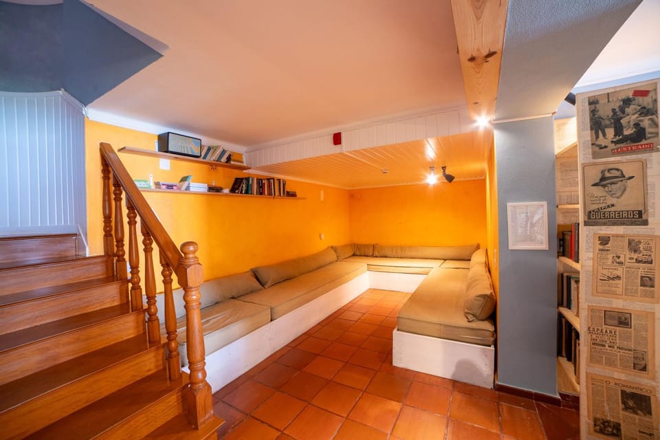 Communal lounge/ TV room