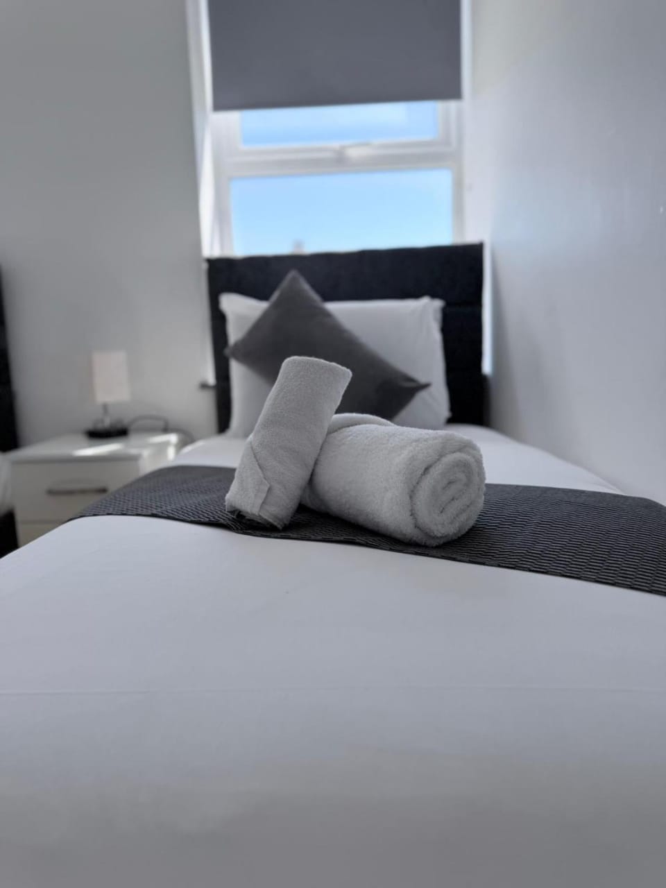 Bed, Photo of the whole room, Bedroom, towels