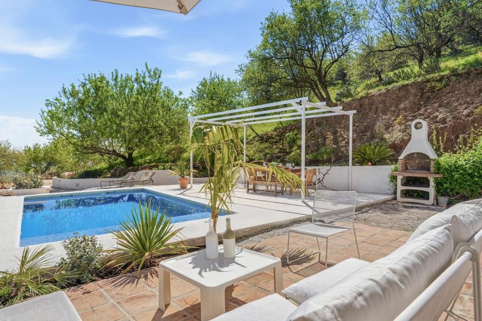 Garden, Swimming pool