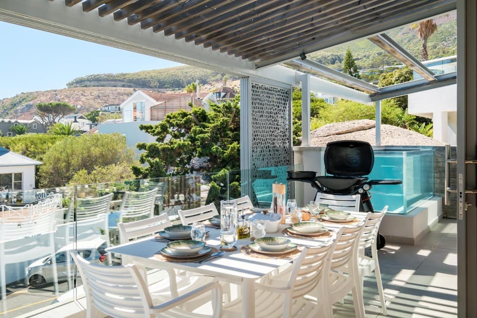 Balcony/Terrace, Seating area, Dining area, Mountain view, Swimming pool
