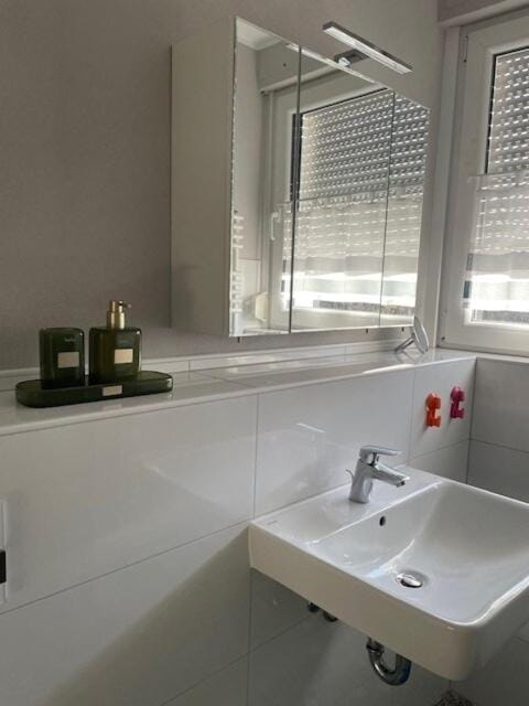 Ferienwohnung im Grünen, Südsauerland, sehr gute Verkehrsanbindung Apartment in North Rhine-Westphalia