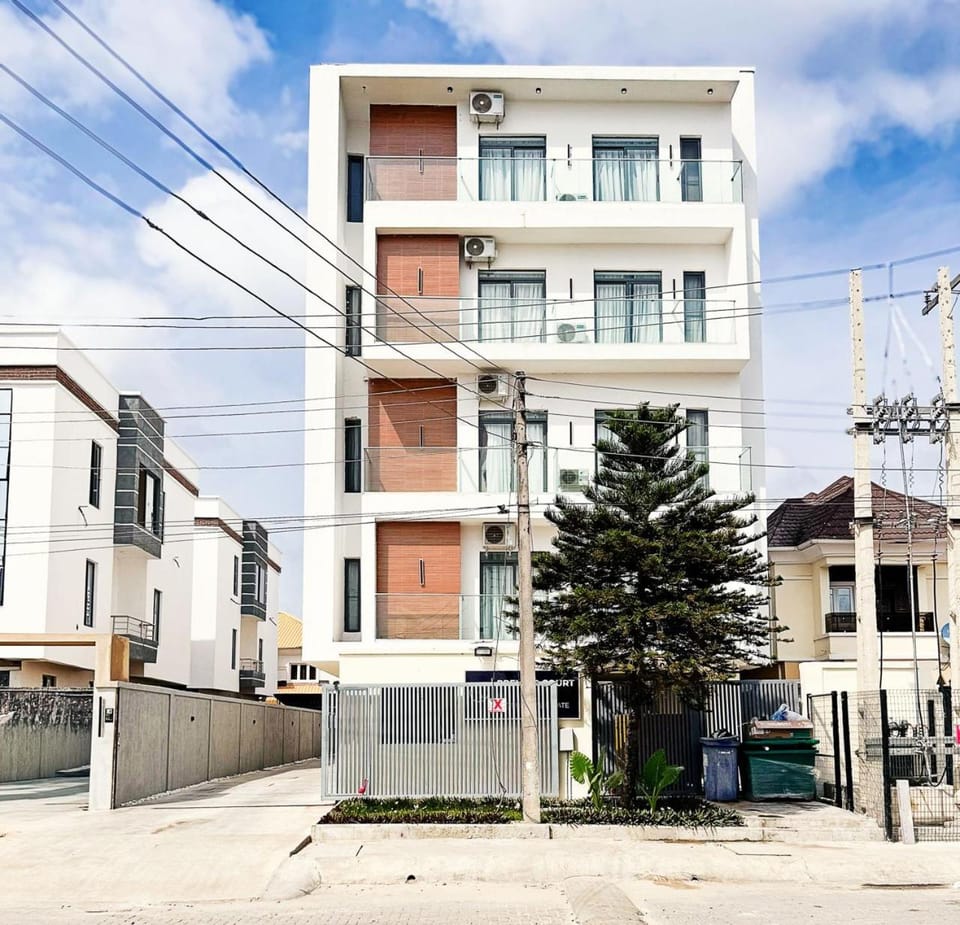 Aramideshortlet Apartment in Lagos