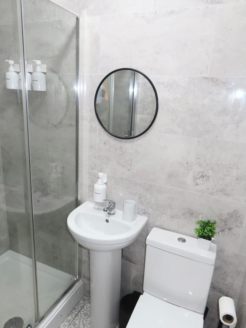 Modern Executive Long Stay NEC & BHX Apartment in Solihull