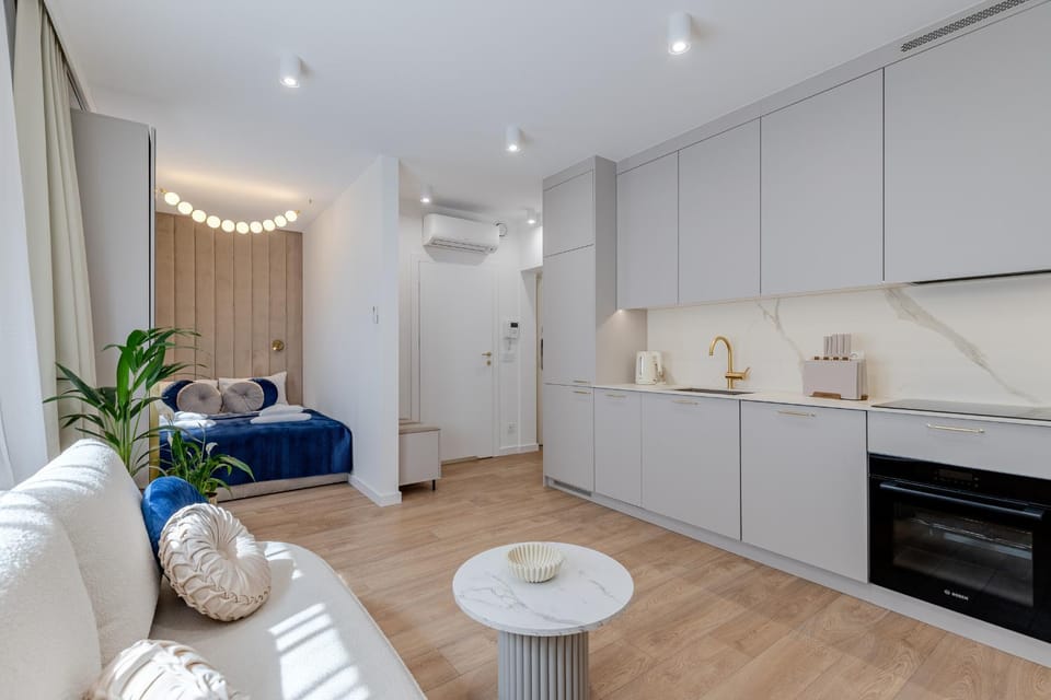 Kitchen or kitchenette, Living room, Bedroom