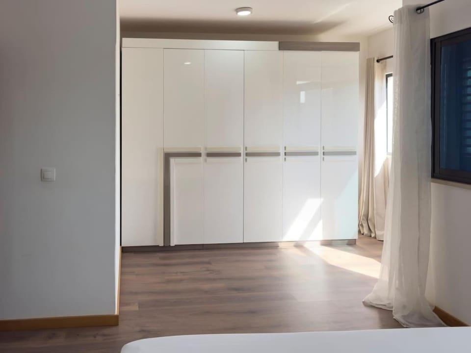 Spacious 3-bdr house close airport - LCGR Villa in Praia