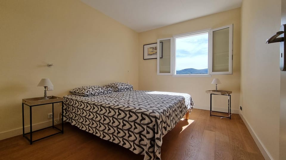 Villa 11 pers avec Piscine en pleine Nature, Mer à 35 min Villa in Besse-sur-Issole