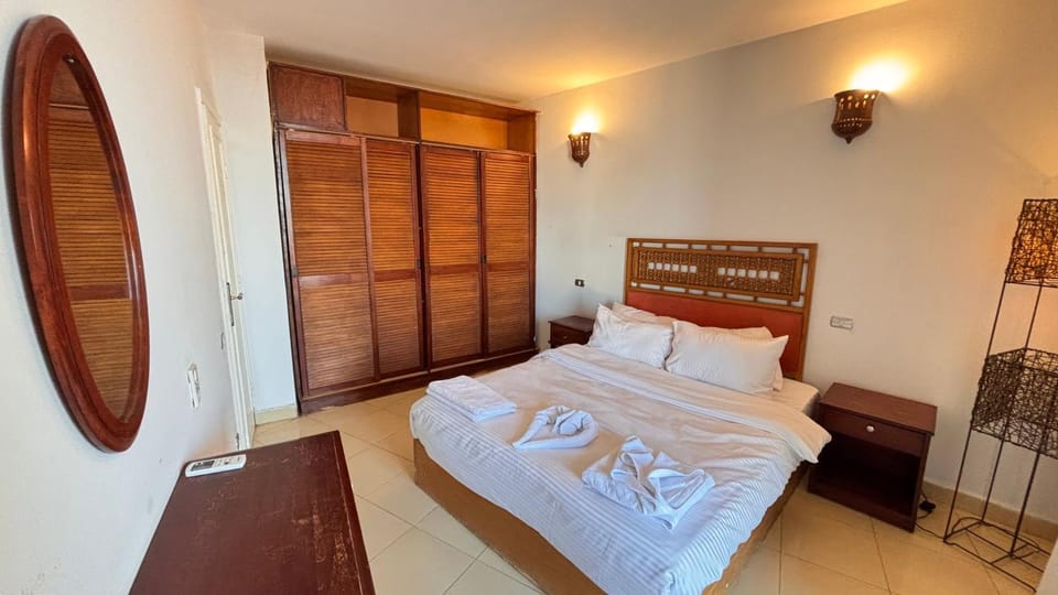 Bedroom, Sea view, wardrobe