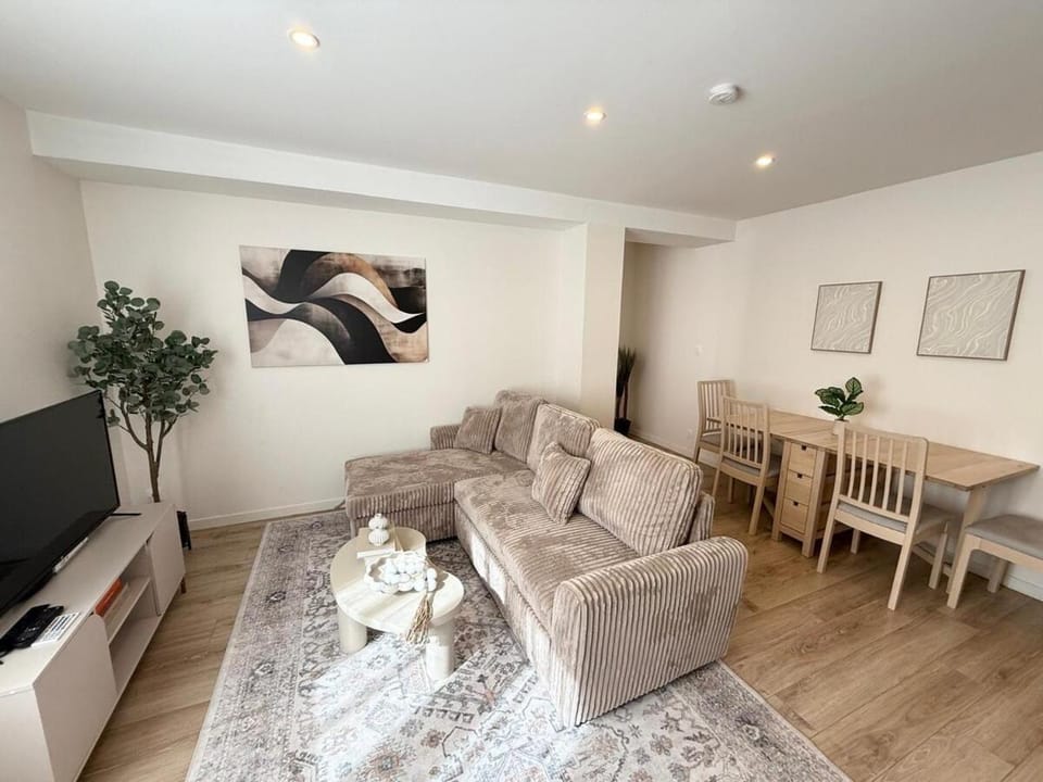 Courteline - 2 Bedrooms - INSA Apartment in Caluire-et-Cuire
