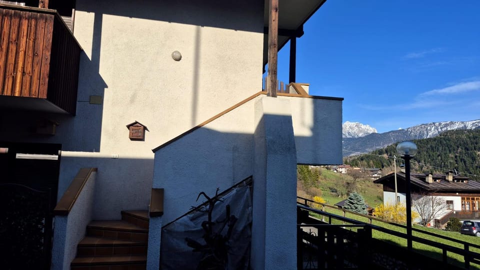 Property building, Day, Natural landscape, View (from property/room), Balcony/Terrace, Mountain view