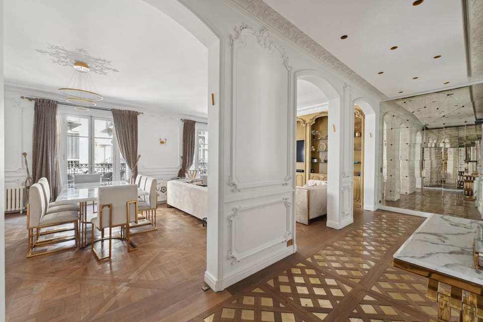 Appartement avec balcon, proche trocadero Apartment in Paris
