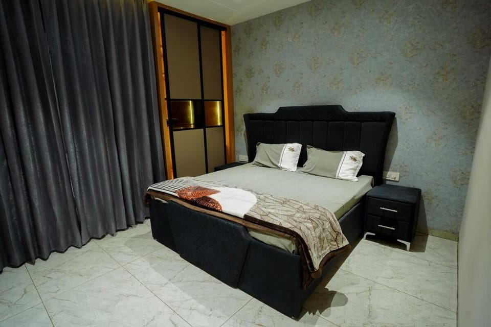 Snug Haven Royal 3BHK Escape Apartment in Punjab, India