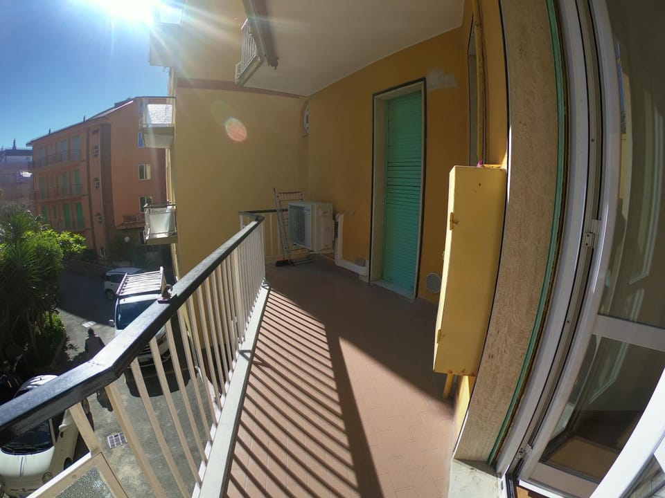 Quadrilocale Italia con vista mare Apartment in Varazze