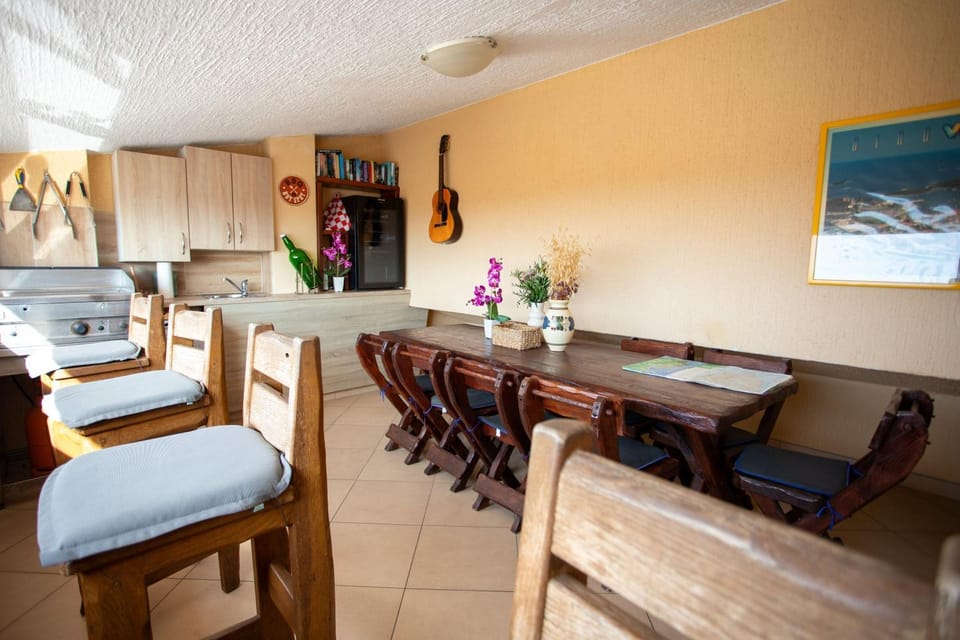 BBQ facilities, Area and facilities