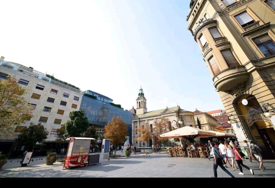 Dolce Far Niente Flower Square Apartment in City of Zagreb