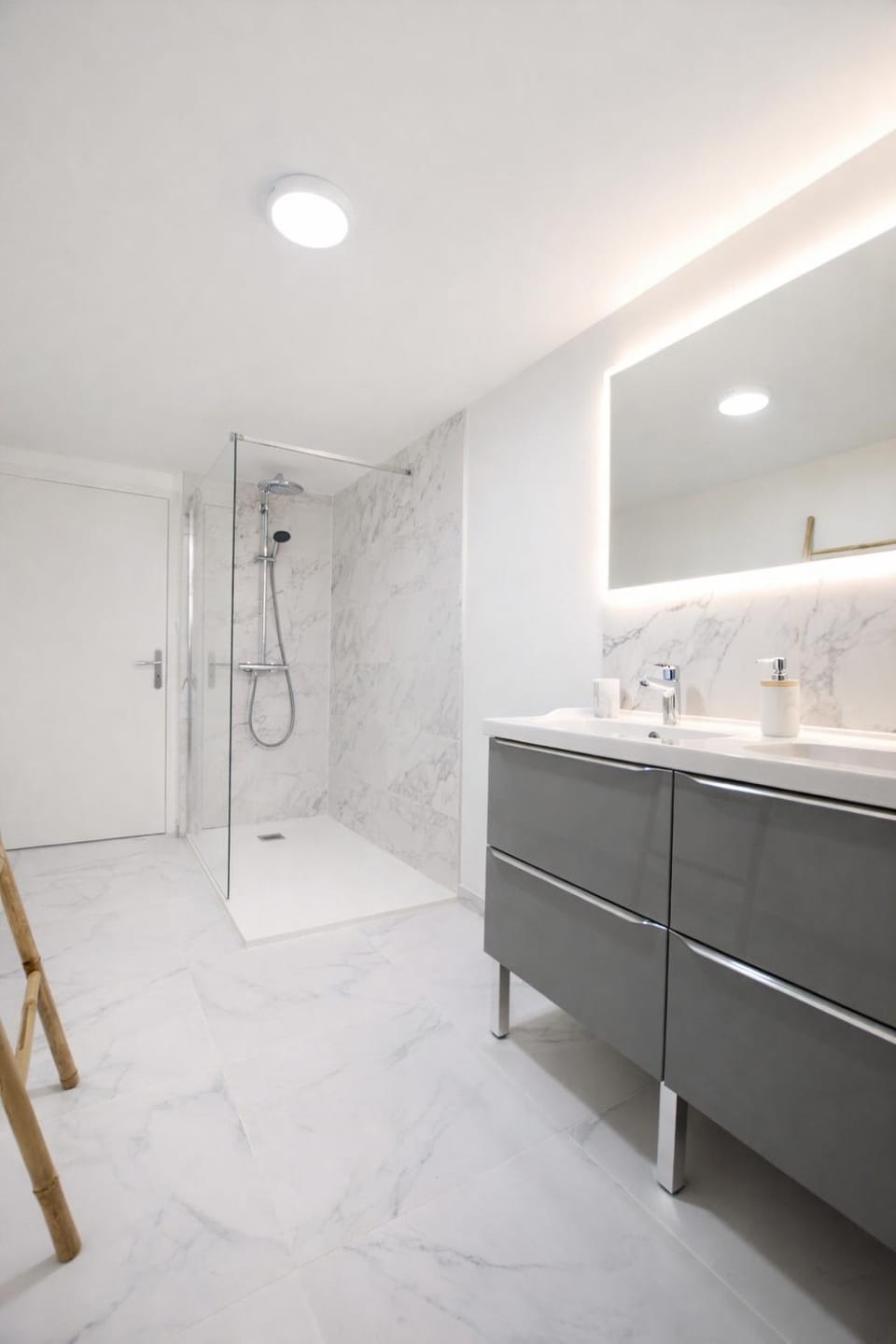 Shower, Bathroom