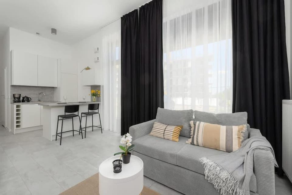 Kitchen or kitchenette, Seating area