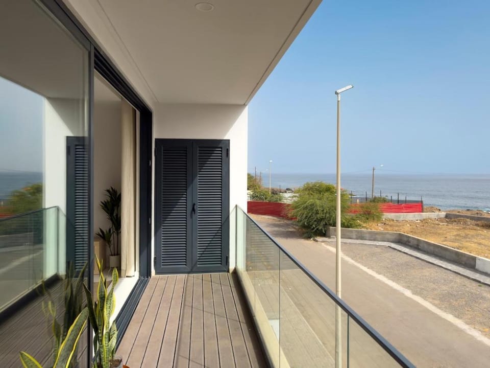 Elegant 2-bd apt, near seafront and seaview - LCGR Apartment in Praia