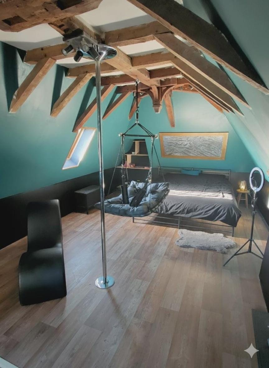 Romantic love room house House in Nouvelle-Aquitaine