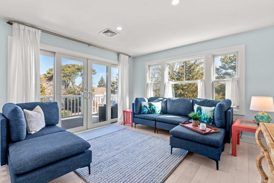 Short Walk to Water Mins to Nauset Beach AC House in Orleans