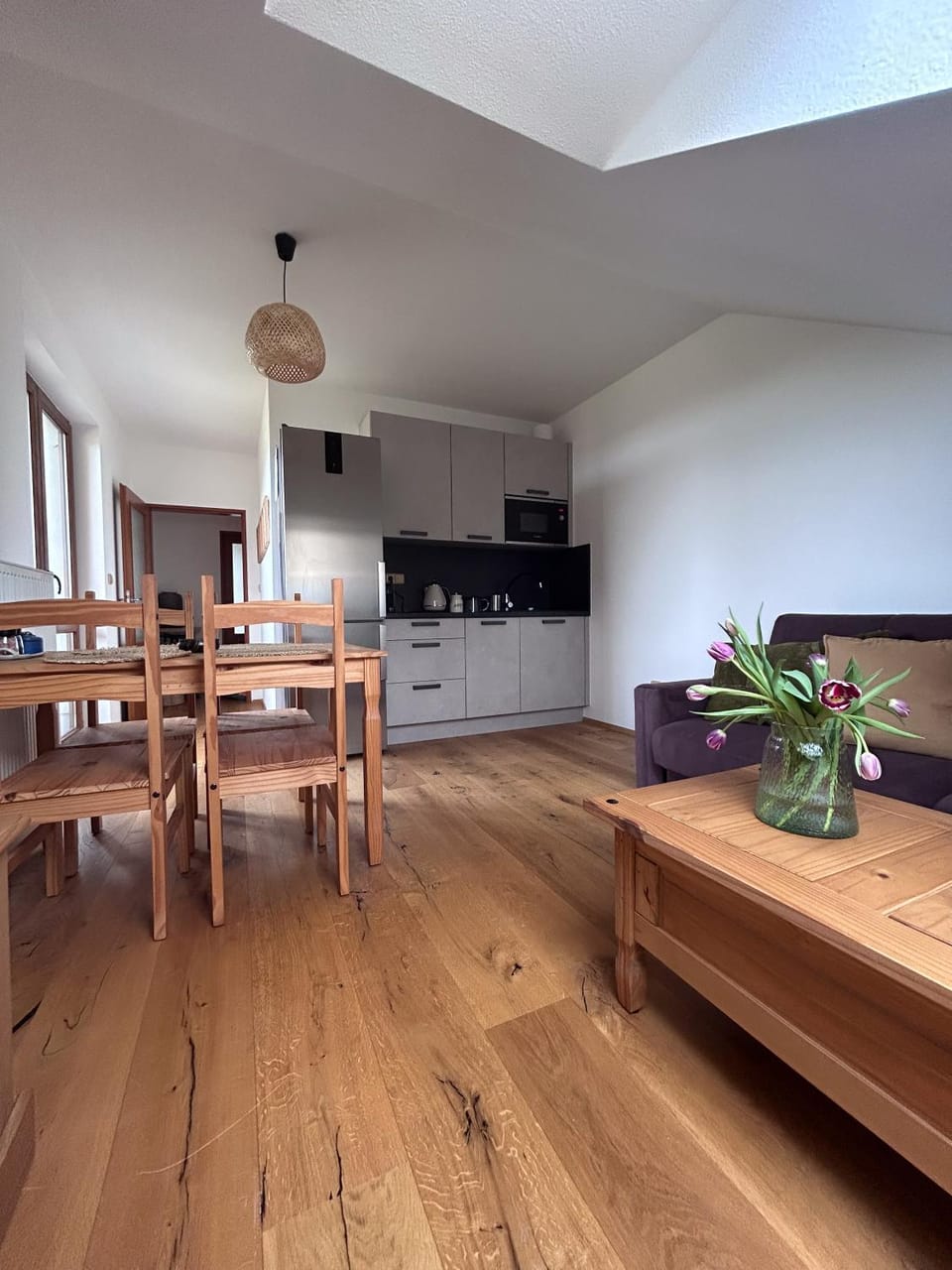 Kitchen or kitchenette, Dining area, Communal kitchen, kitchen