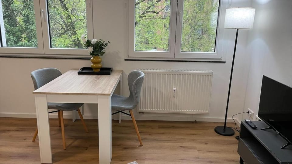 TV and multimedia, Dining area