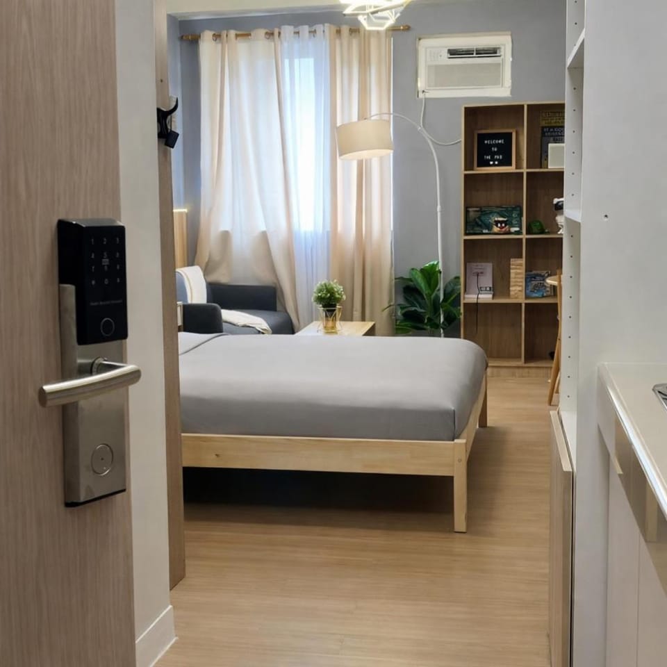 The Pad at Trees Residences Apartment hotel in Quezon City