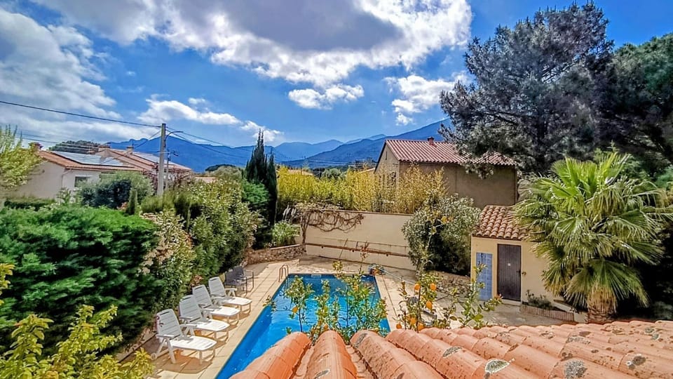 Balcony/Terrace, Swimming pool