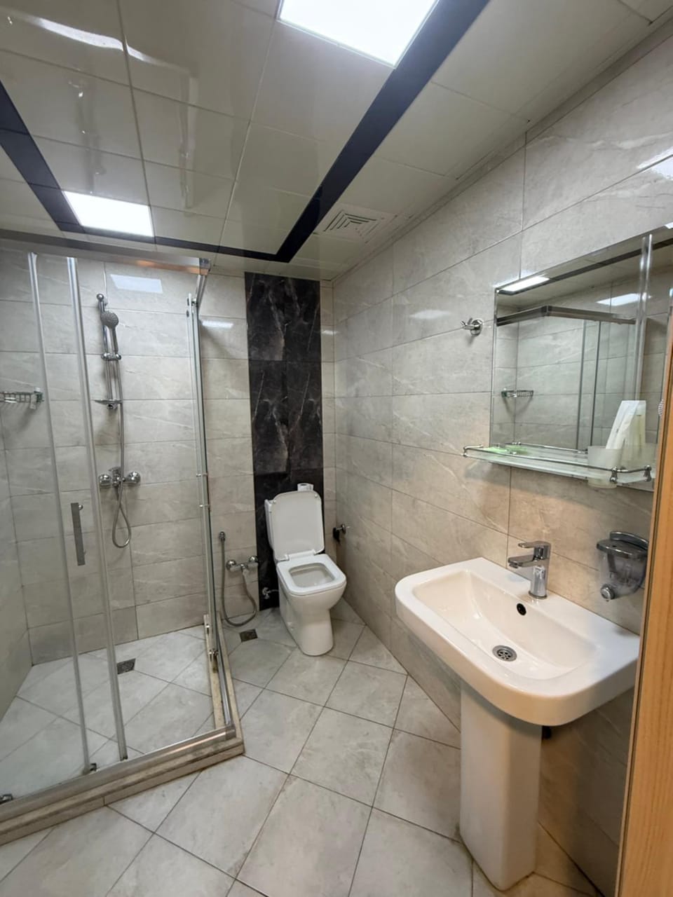 Shower, Toilet, Bathroom