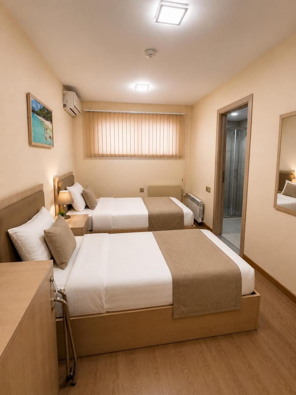 Bed, Photo of the whole room, towels, air conditioner