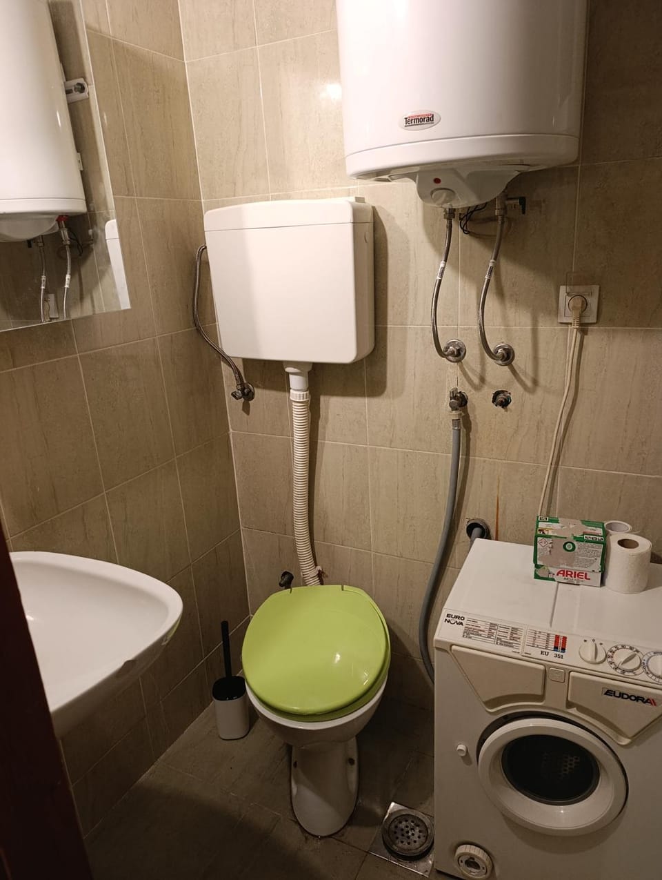 Toilet, Bathroom