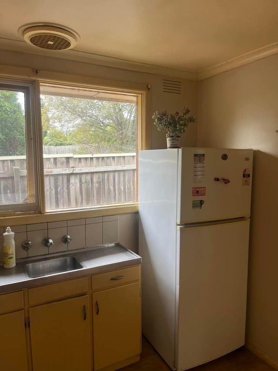 E Convenient, livable, and close to commercial districts近商圈电车大学便利别墅大床房 Vacation rental in Melbourne
