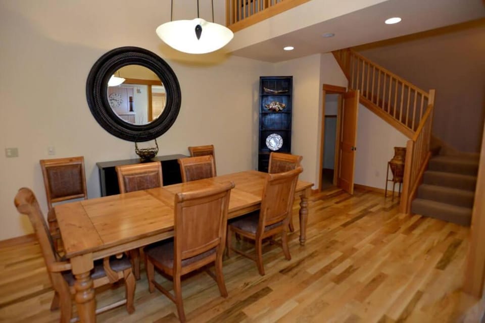 19 Fremont Crossing House in Sunriver