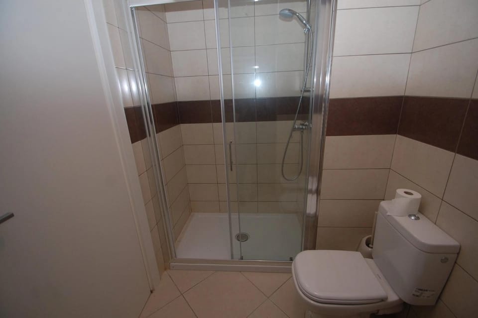 31WB - Beau 2P 4è étage avec parking en sous-sol Apartment in Menton