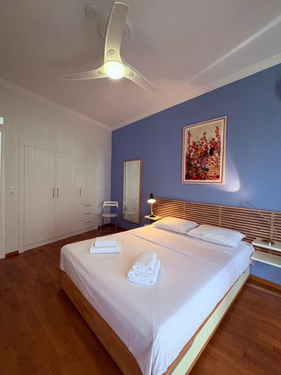 Bed, Photo of the whole room, Bedroom, wardrobe